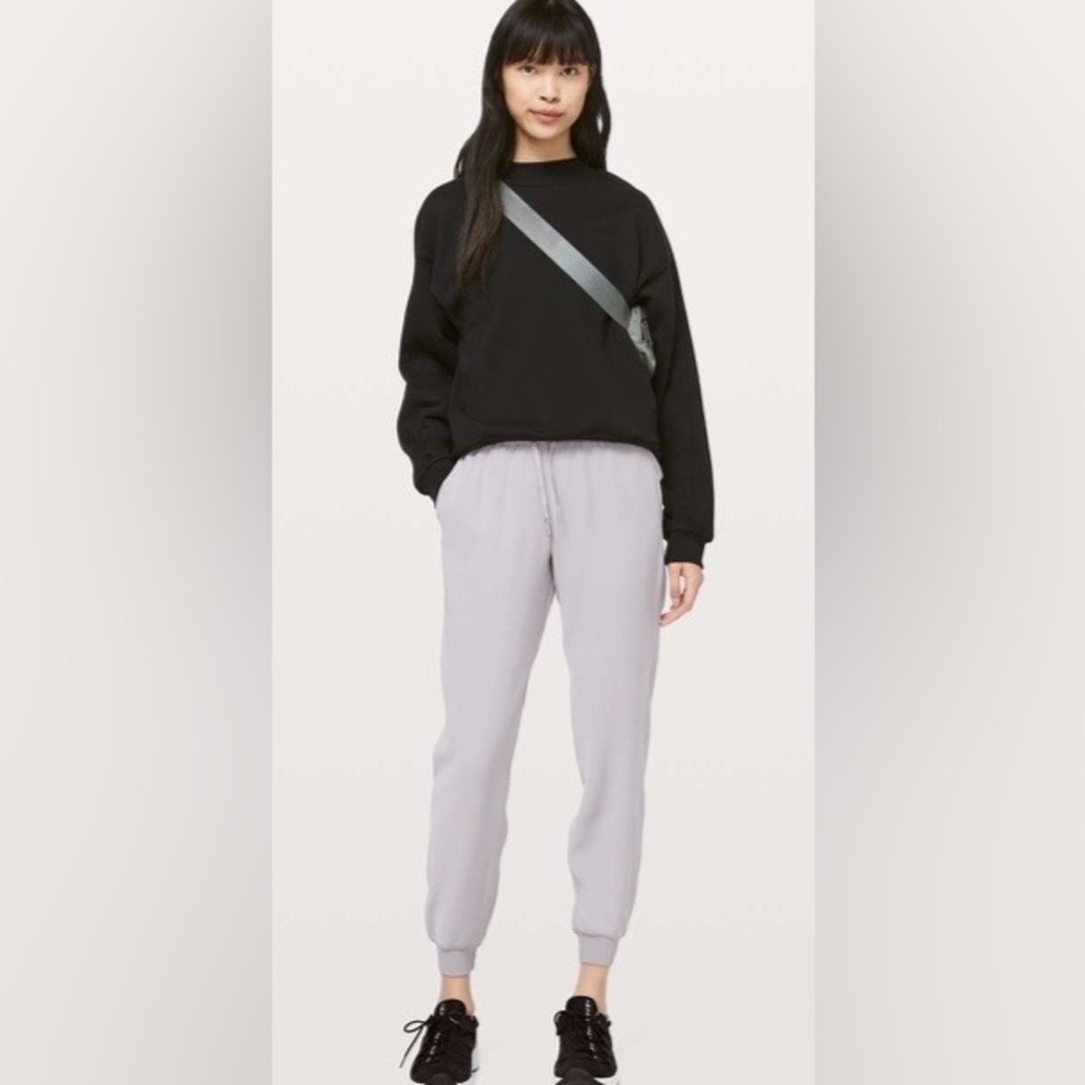 Lululemon On The Fly Joggers - size 6